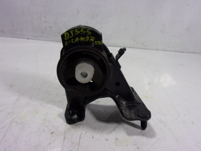 Recambio de soporte cambio para lexus nx 300h 2wd referencia OEM IAM 1237136190  