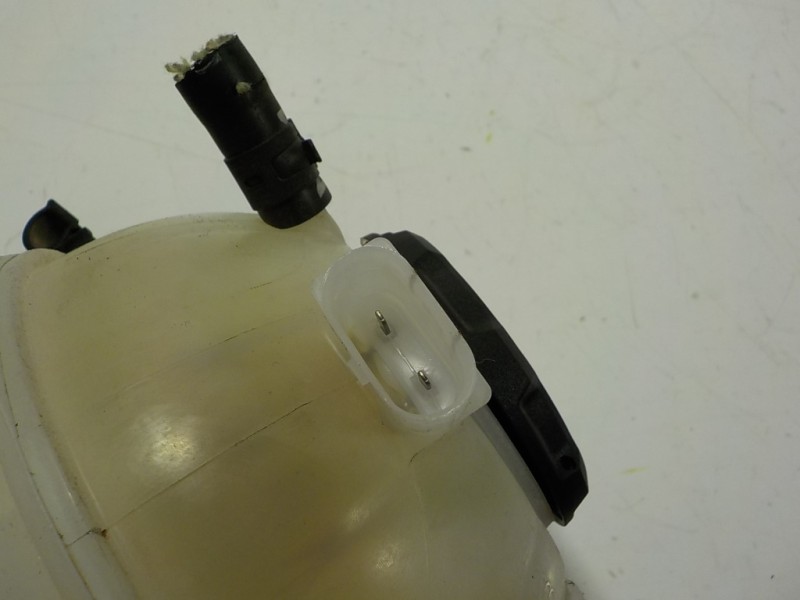 Recambio de deposito expansion para skoda fabia combi 1.0 tsi referencia OEM IAM 6Q0121407D 6Q0121407D 