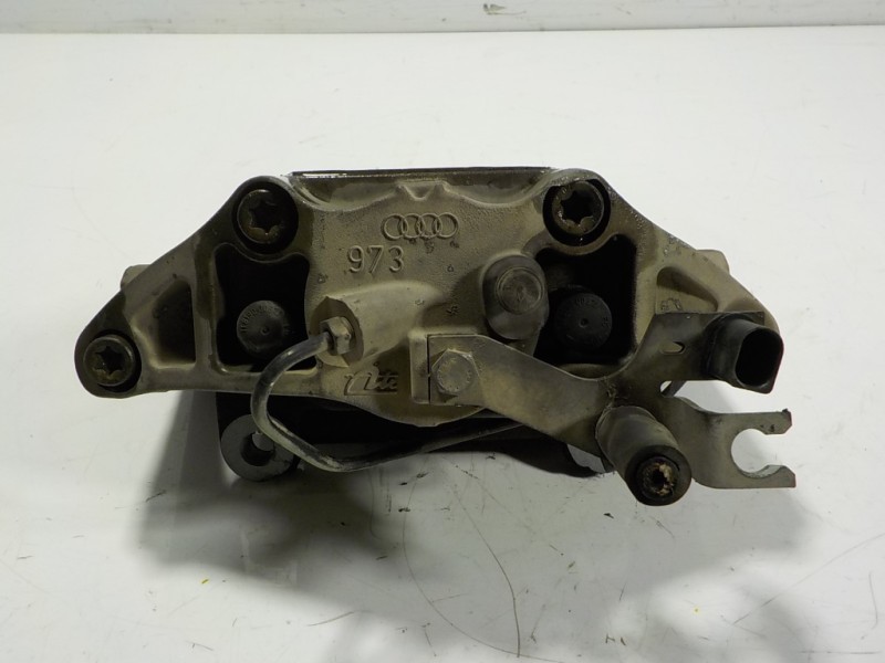 Recambio de pinza freno delantera izquierda para audi a6 berlina (4f2) 3.2 fsi quattro referencia OEM IAM 4F0615123  