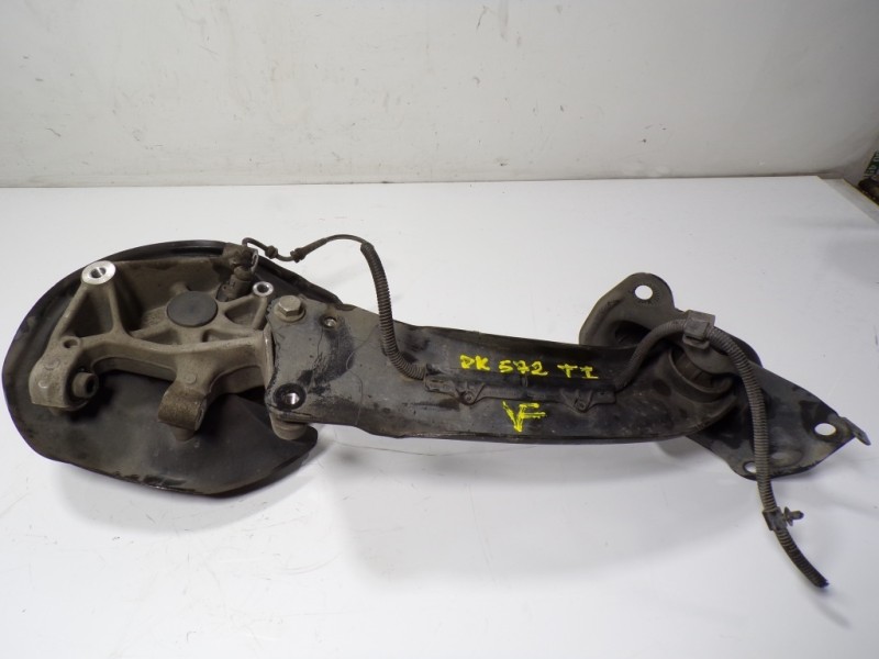 Recambio de mangueta trasera izquierda para volkswagen passat variant (3c5) 2.0 tdi referencia OEM IAM 3C0505433K  