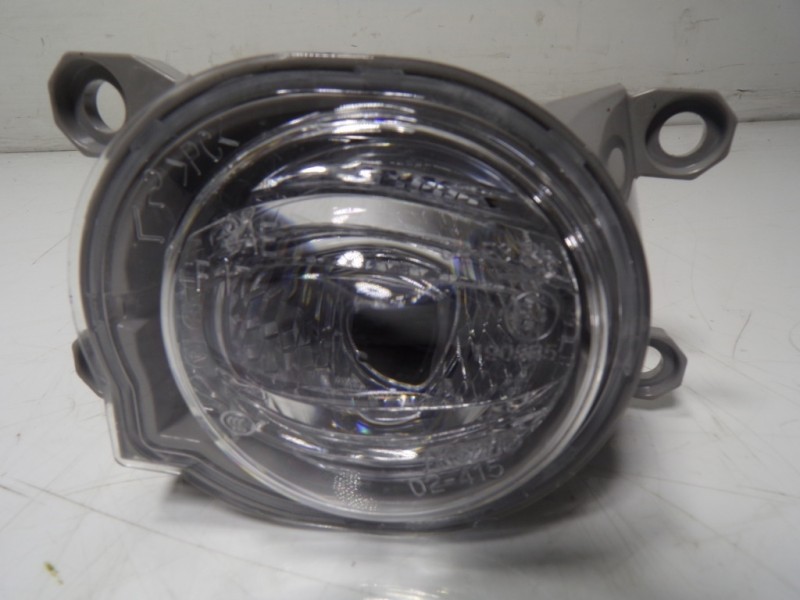 Recambio de faro antiniebla izquierdo para toyota corolla (e21) hybrid 90kw referencia OEM IAM 8122002190  