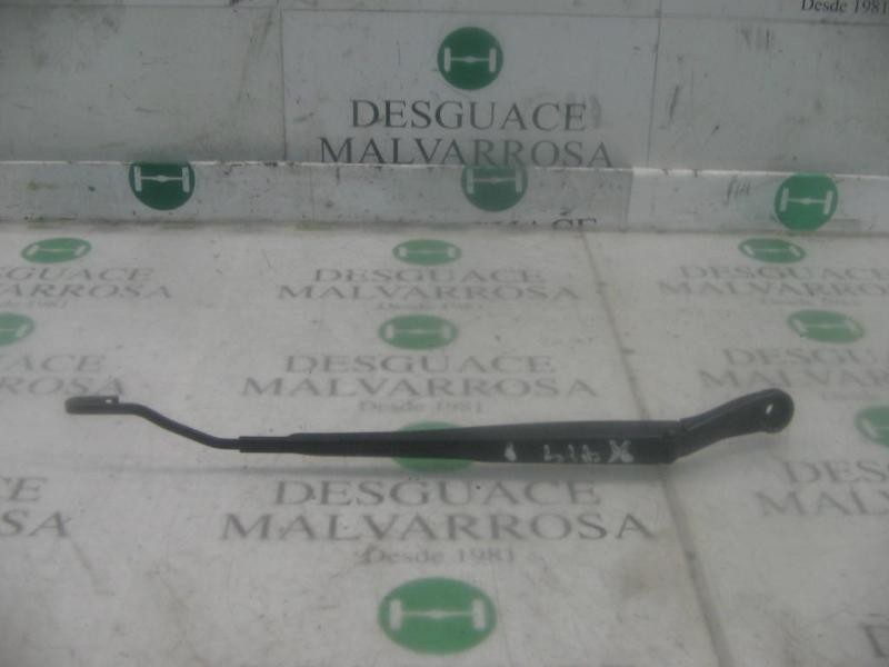 Recambio de brazo limpia delantero izquierdo para nissan primera berlina (p12) acenta referencia OEM IAM   