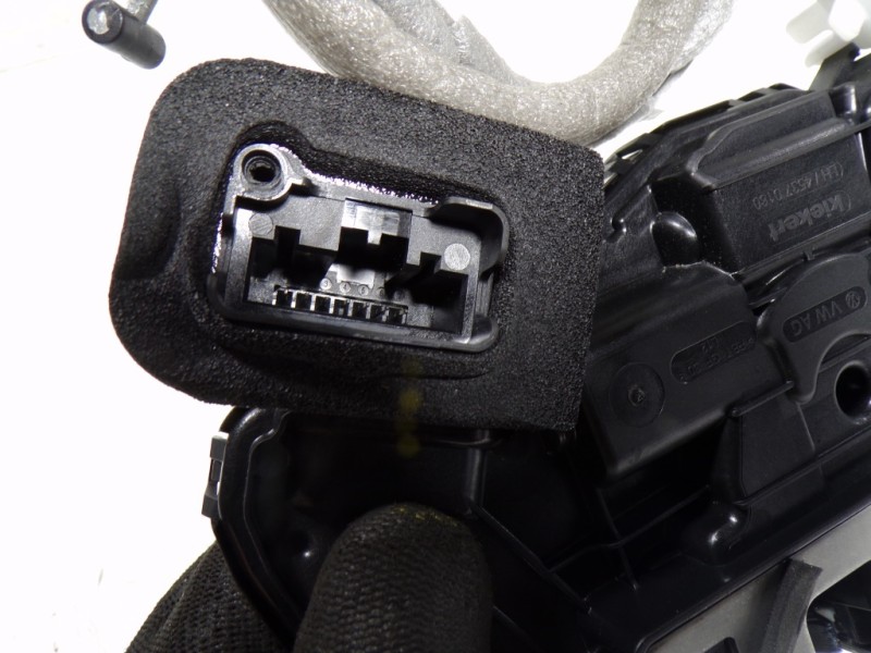 Recambio de cerradura puerta trasera izquierda para seat leon sportstourer (kl8) fr referencia OEM IAM 5TA839015L 5TA839015Q 