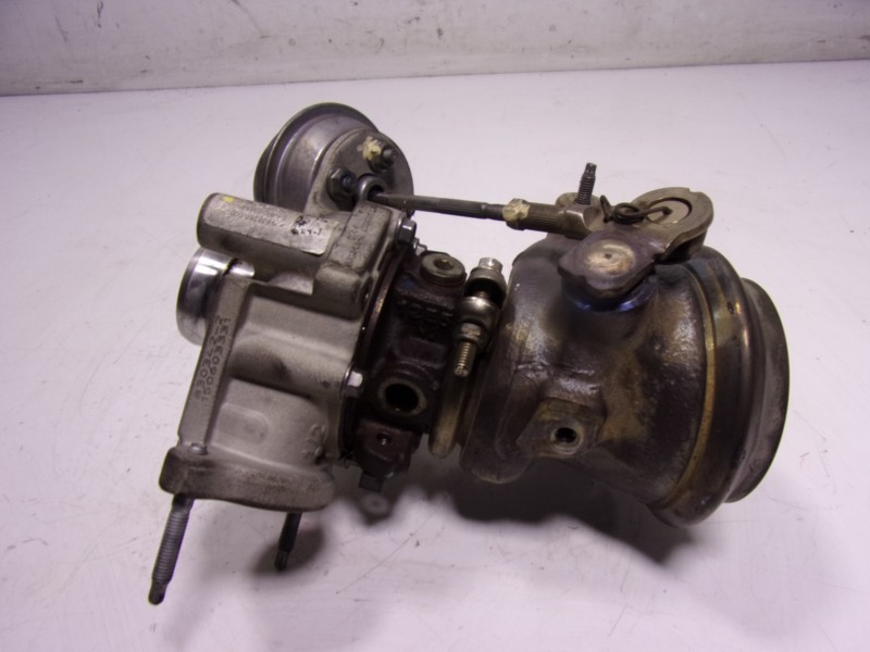 Recambio de turbocompresor para peugeot 308 1.2 12v e-thp referencia OEM IAM 9810681380 9812723880 