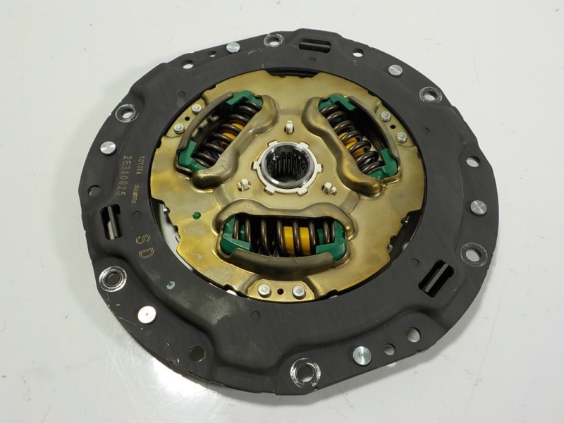 Recambio de kit embrague para toyota corolla (e21) hybrid 90kw referencia OEM IAM 1345137070 2E310925 
