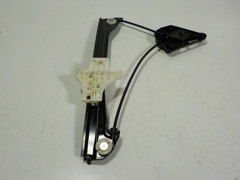 Recambio de elevalunas trasero derecho para skoda fabia combi 1.0 tsi referencia OEM IAM 6V0839462A  