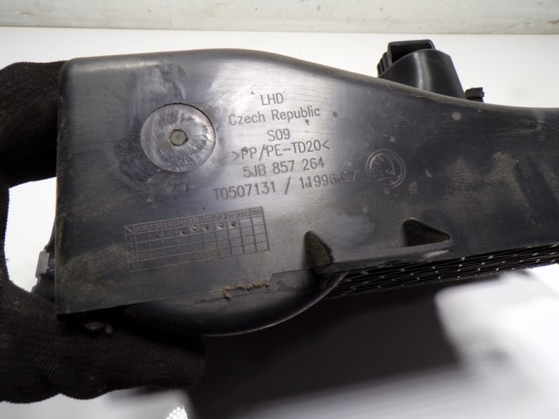 Recambio de guantera para seat toledo (kg3) 1.6 tdi referencia OEM IAM 5JB857097H9B9 5JB857264 