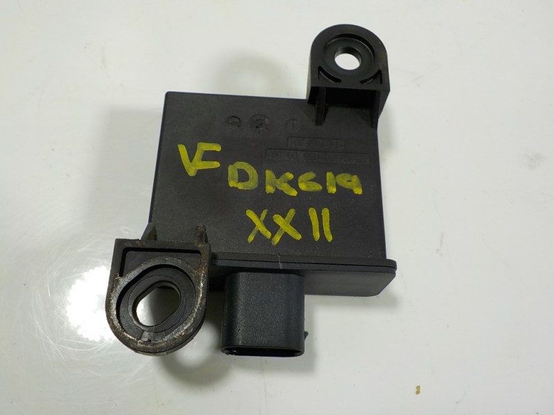 Recambio de modulo electronico para bentley continental gt supersports referencia OEM IAM 4F090728305 4F090728305 