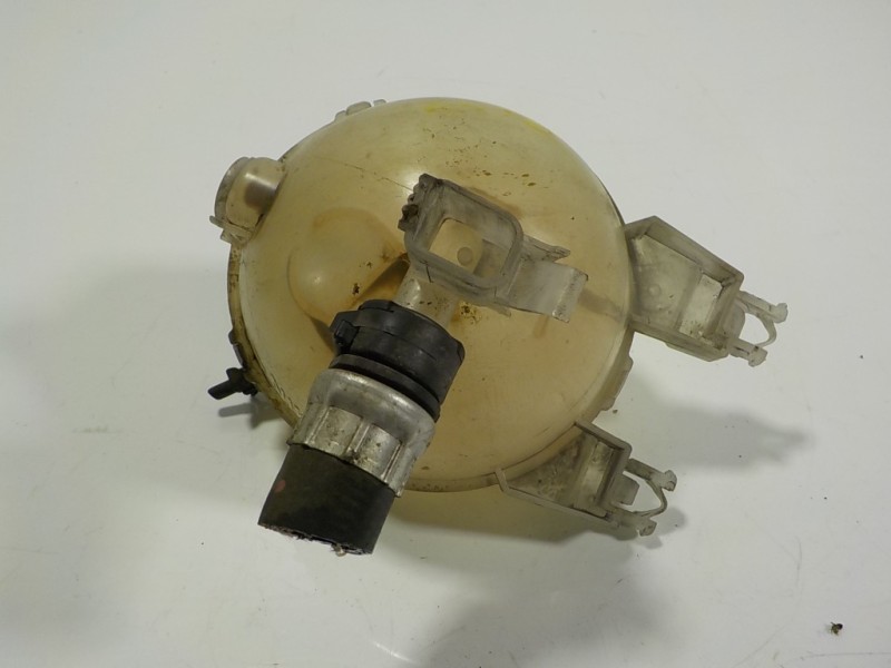 Recambio de deposito expansion para citroën c3 1.2 12v e-vti referencia OEM IAM 9800777280 980077728002 