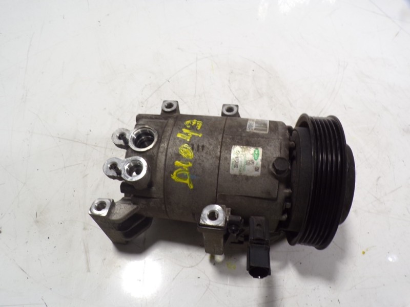 Recambio de compresor aire acondicionado para hyundai i20 1.4 cat referencia OEM IAM 977014P150 F500KPCAA02 F500KPCAA02