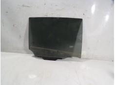 Recambio de cristal puerta trasero derecho para hyundai i20 1.4 cat referencia OEM IAM 834211J020  