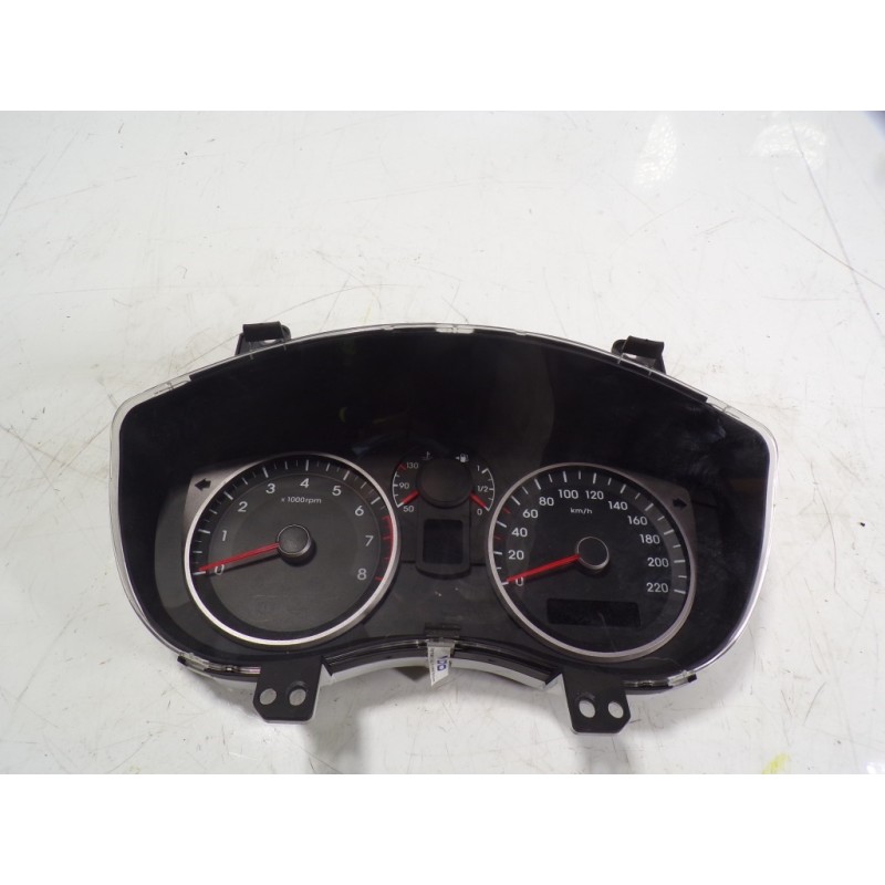 Recambio de cuadro instrumentos para hyundai i20 1.4 cat referencia OEM IAM 940131J011 940131J011 A2C83119100