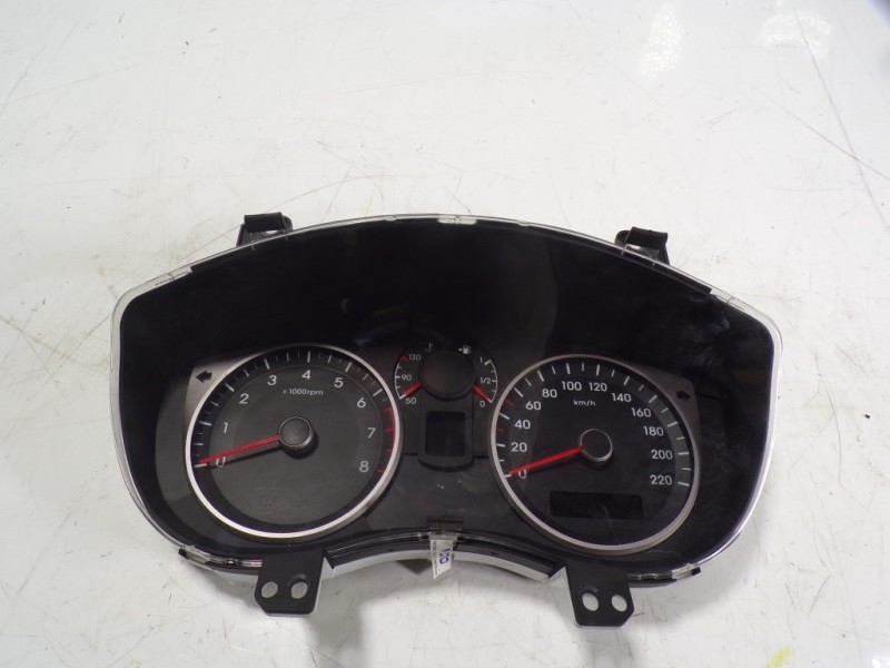 Recambio de cuadro instrumentos para hyundai i20 1.4 cat referencia OEM IAM 940131J011 940131J011 A2C83119100