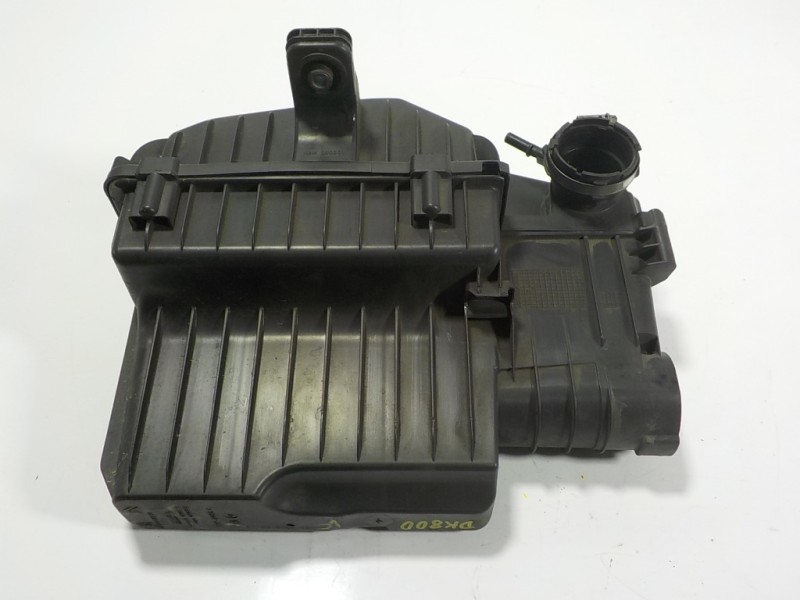 Recambio de filtro aire para citroën c3 1.2 12v e-vti referencia OEM IAM 9670851880 9670851880 