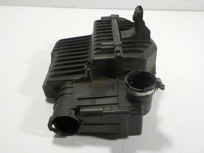 Recambio de filtro aire para citroën c3 1.2 12v e-vti referencia OEM IAM 9670851880 9670851880 