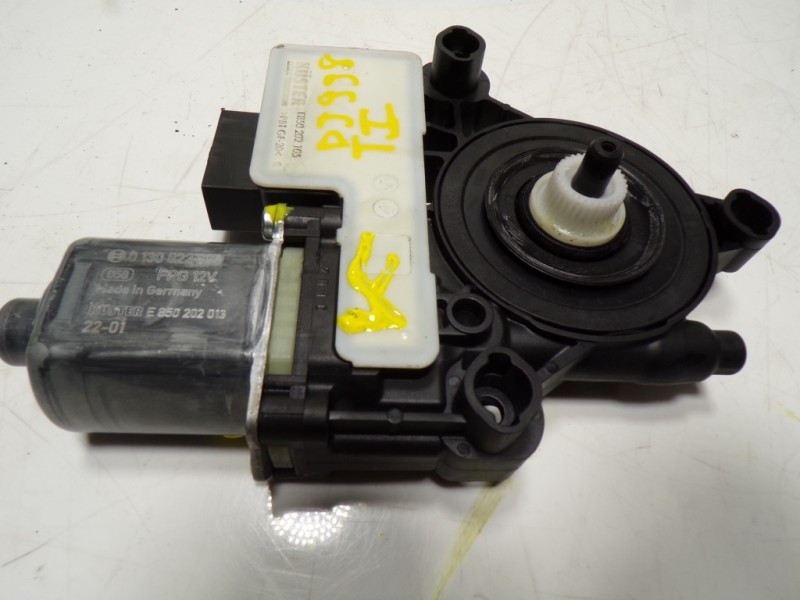 Recambio de motor elevalunas trasero izquierdo para seat ibiza (kj1) fr referencia OEM IAM 5Q0959407D 5Q0959407D 0130822695