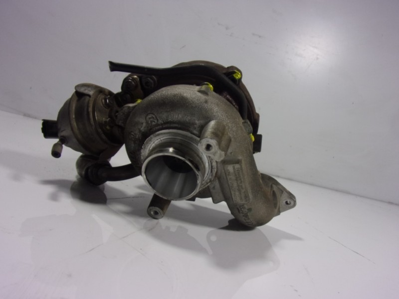 Recambio de turbocompresor para ford mondeo lim. trend referencia OEM IAM 1902475 CO6Q6K682AB 82106046