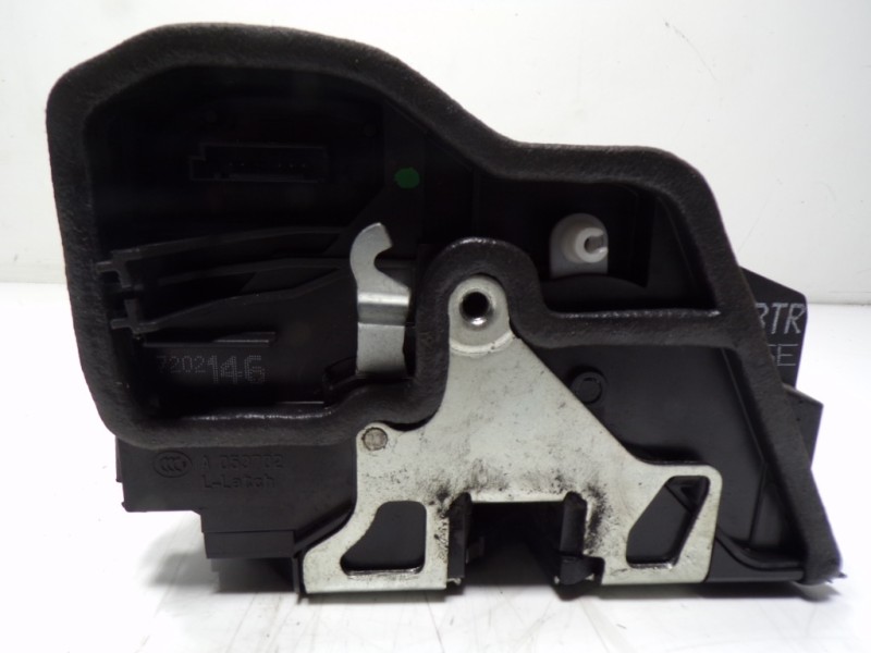 Recambio de cerradura puerta delantera derecha para bmw x3 (e83) xdrive 20d referencia OEM IAM 51217202146 7202146 