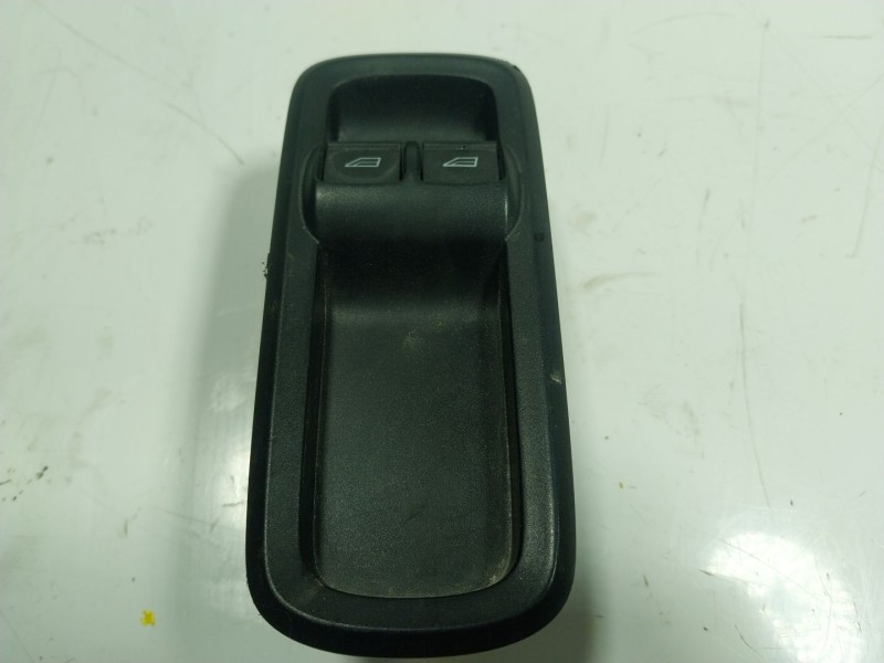 Recambio de mando elevalunas delantero izquierdo para ford ka+ iii (uk, fk) 1.2 referencia OEM IAM 2058474  