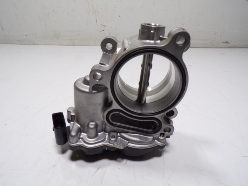 Recambio de caja mariposa para seat leon sportstourer (kl8) 2.0 tdi referencia OEM IAM 05L128063E 05L128063E 