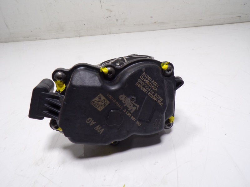 Recambio de caja mariposa para seat leon sportstourer (kl8) 2.0 tdi referencia OEM IAM 05L128063E 05L128063E 