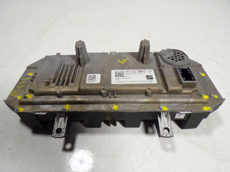 Recambio de cuadro instrumentos para seat leon sportstourer (kl8) fr referencia OEM IAM 5FA920790C 5FA920790C 