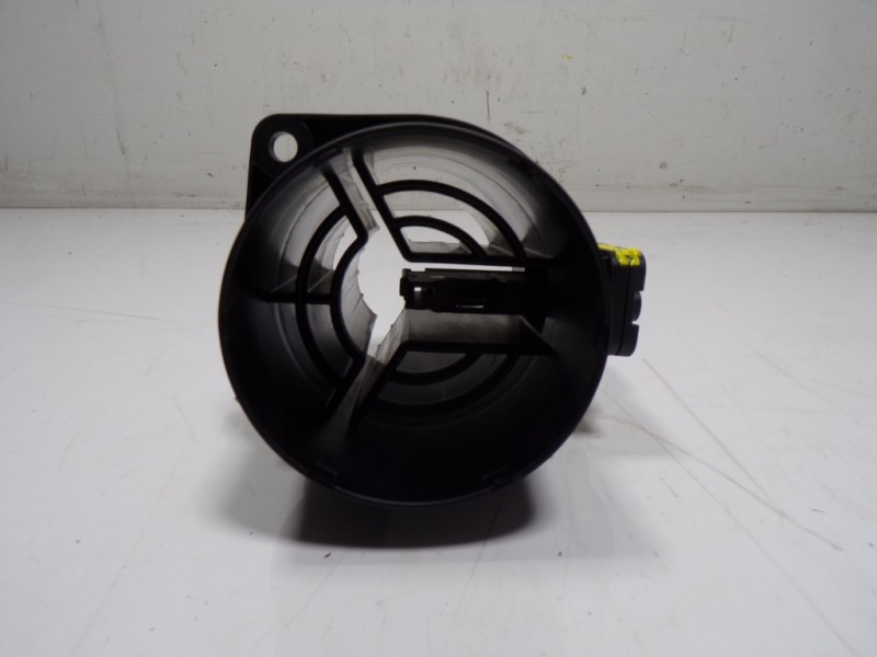 Recambio de caudalimetro para seat leon sportstourer (kl8) 2.0 tdi referencia OEM IAM 05L906461B 05L906461B 