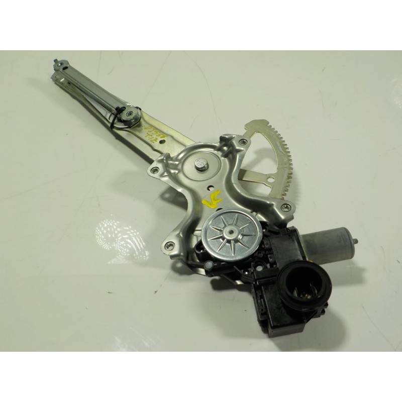 Recambio de elevalunas trasero izquierdo para lexus nx 300h 2wd referencia OEM IAM 6980278020 8572078021 