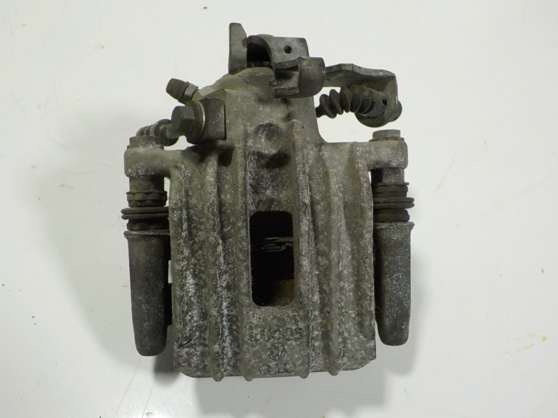 Recambio de pinza freno trasera izquierda para skoda fabia combi 1.0 tsi referencia OEM IAM 6R0615423  