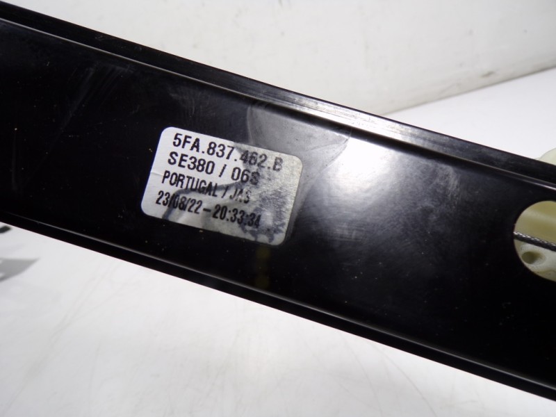 Recambio de elevalunas delantero derecho para seat leon sportstourer (kl8) fr referencia OEM IAM 5FA837462B 5FA837462B 