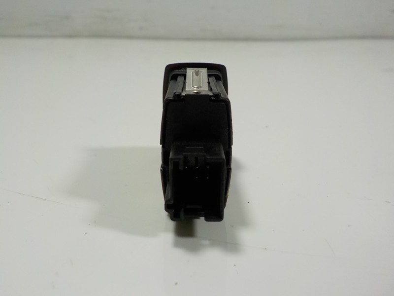 Recambio de warning para bmw serie 1 lim. (f20/f21) 2.0 16v turbodiesel referencia OEM IAM 61319231786 6131923178604 