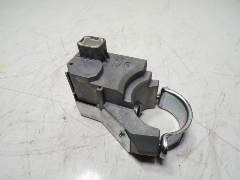 Recambio de antirrobo para kia niro drive plug-in hybrid referencia OEM IAM 81900G2700 81900G2700 