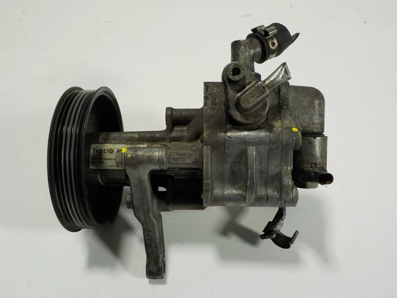 Recambio de bomba direccion para bmw serie 5 lim. (f10) 530d xdrive referencia OEM IAM 32416867159 679866503 