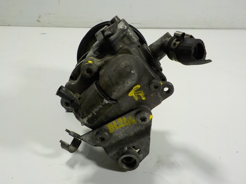 Recambio de bomba direccion para bmw serie 5 lim. (f10) 530d xdrive referencia OEM IAM 32416867159 679866503 