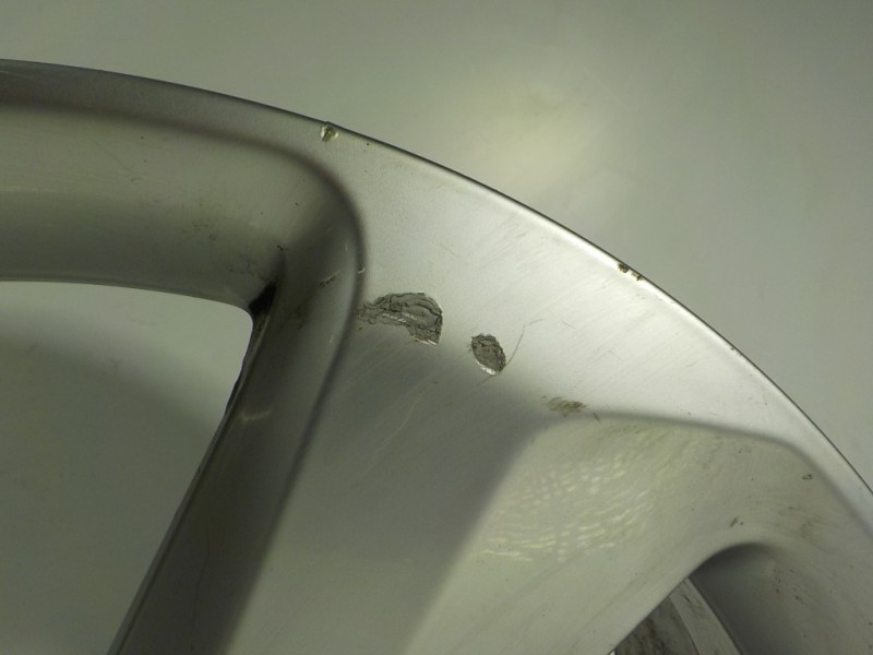 Recambio de llanta para audi q5 (8r) 3.0 tdi quattro (190kw) referencia OEM IAM  8R0601025BE 