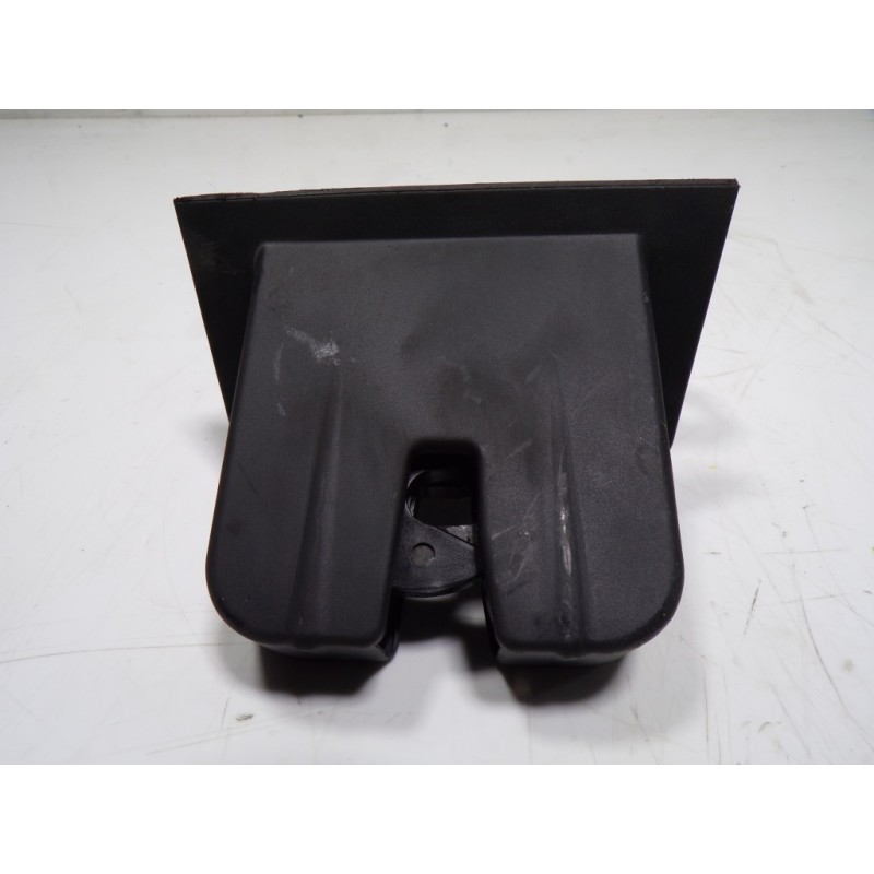 Recambio de cerradura maletero / porton para seat leon sportstourer (kl8) 2.0 tdi referencia OEM IAM 5F0827505 5F9827520B 