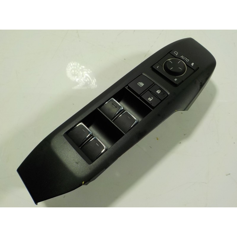 Recambio de mando elevalunas delantero izquierdo para lexus nx 300h 2wd referencia OEM IAM 8404078030 8404078030 