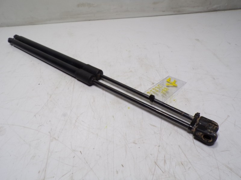 Recambio de amortiguadores maletero / porton para volkswagen tiguan 2.0 tdi referencia OEM IAM 5NA827550B 5NA827550B 