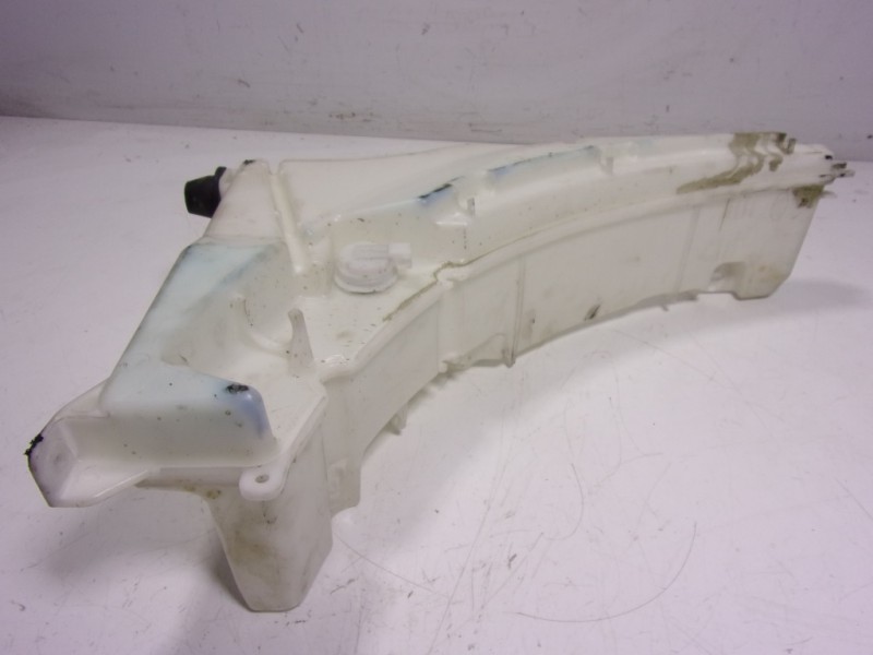 Recambio de deposito limpia para land rover new discovery l462 3.0 d referencia OEM IAM LR110609 HY3217B613AC 