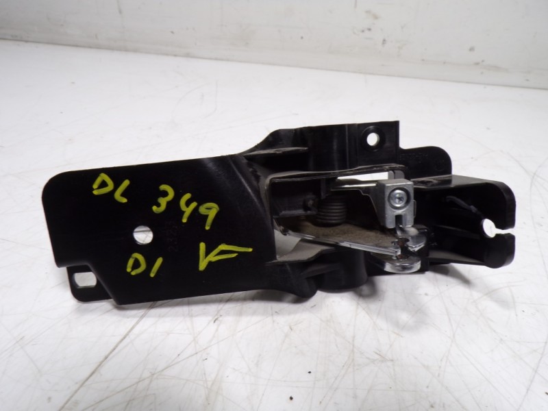 Recambio de maneta interior delantera izquierda para lancia voyager (404) platinum referencia OEM IAM K68066553AB  