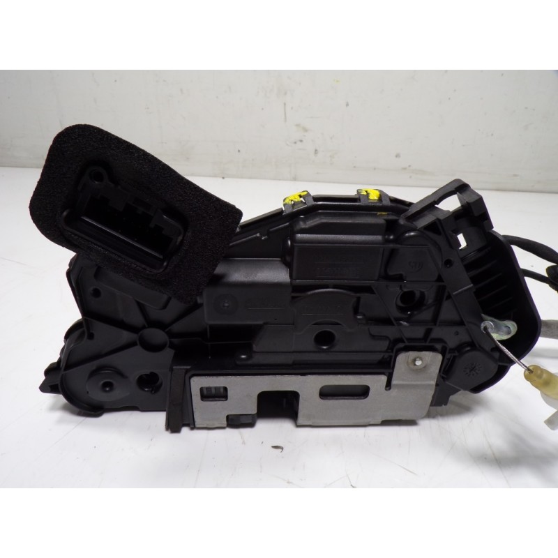 Recambio de cerradura puerta delantera izquierda para seat leon sportstourer (kl8) 2.0 tdi referencia OEM IAM 5TB837015D 5TB8370
