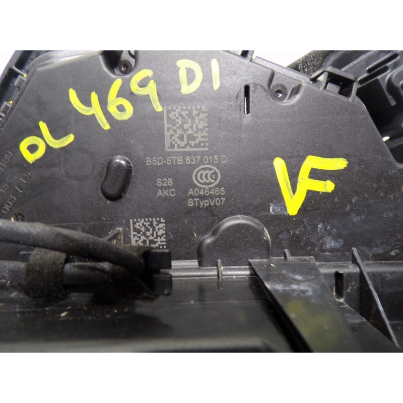 Recambio de cerradura puerta delantera izquierda para seat leon sportstourer (kl8) 2.0 tdi referencia OEM IAM 5TB837015D 5TB8370