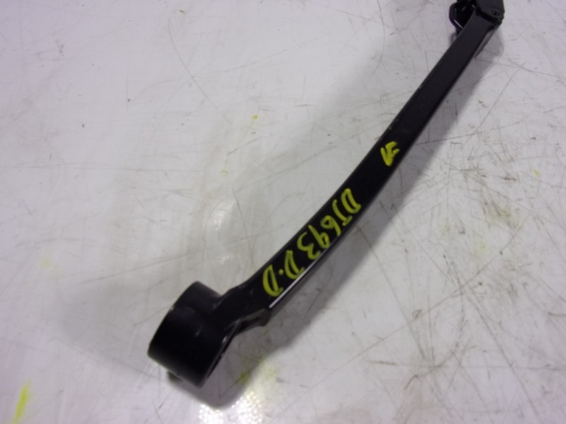 Recambio de brazo limpia delantero derecho para toyota hilux (3b/3c/3d) doble cabina referencia OEM IAM 852110K230  