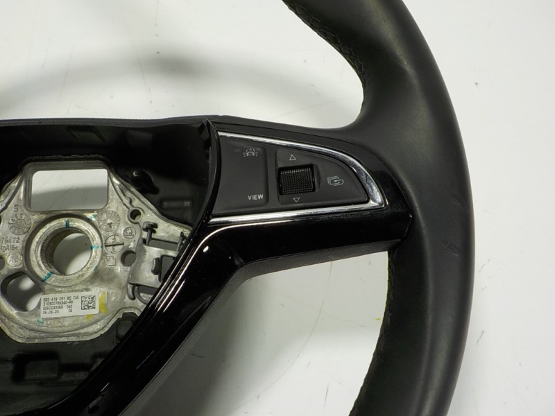 Recambio de volante para skoda fabia combi 1.0 tsi referencia OEM IAM 5E0419091BQCWE 5E0419091BQ 