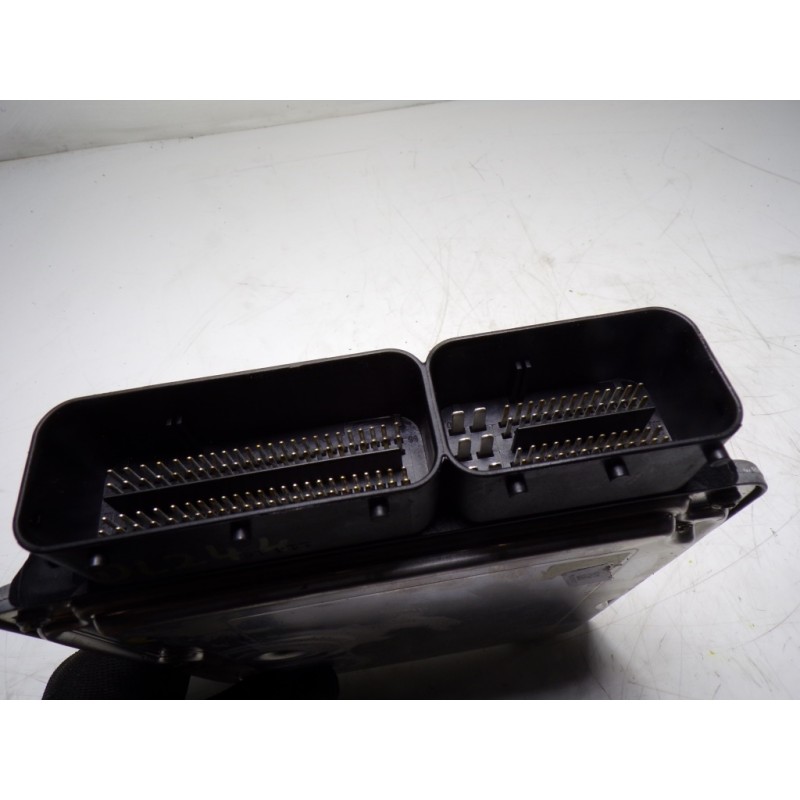 Recambio de centralita motor uce para bmw serie 5 lim. (f10) 530d xdrive referencia OEM IAM 13618577835 0281018550 