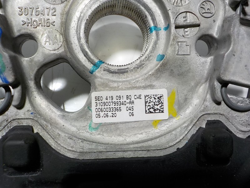Recambio de volante para skoda fabia combi 1.0 tsi referencia OEM IAM 5E0419091BQCWE 5E0419091BQ 