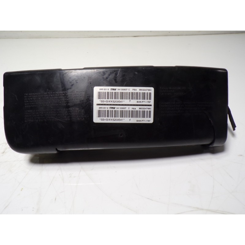 Recambio de airbag lateral delantero derecho para peugeot 208 1.4 hdi fap referencia OEM IAM 9800546780 9802247980 