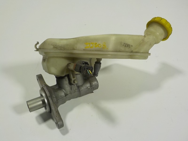 Recambio de bomba freno para peugeot 208 1.4 hdi fap referencia OEM IAM 4601R7 32069745 