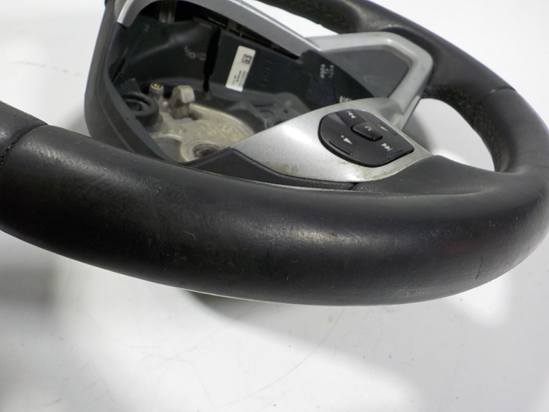 Recambio de volante para ford fiesta (cb1) 1.25 16v cat referencia OEM IAM 1760714 BA613600C 