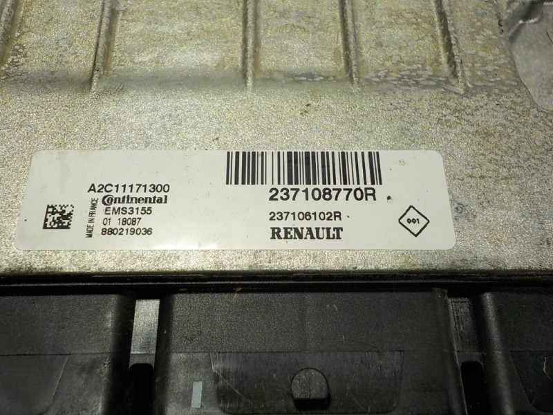 Recambio de centralita motor uce para renault captur 1.2 tce energy referencia OEM IAM 237108770R 237108770R A2C11171300